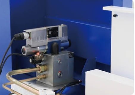 Hydraulic following control system with proportional valve for CNC press brake