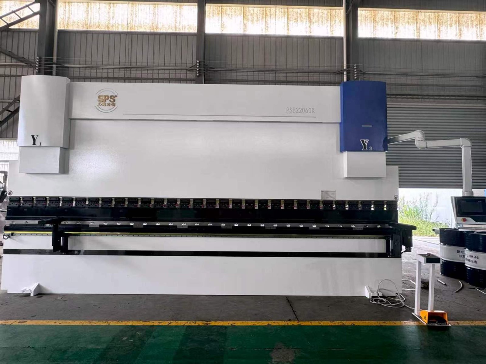 factory CNC machining environment for heavy equipment manufacturing
