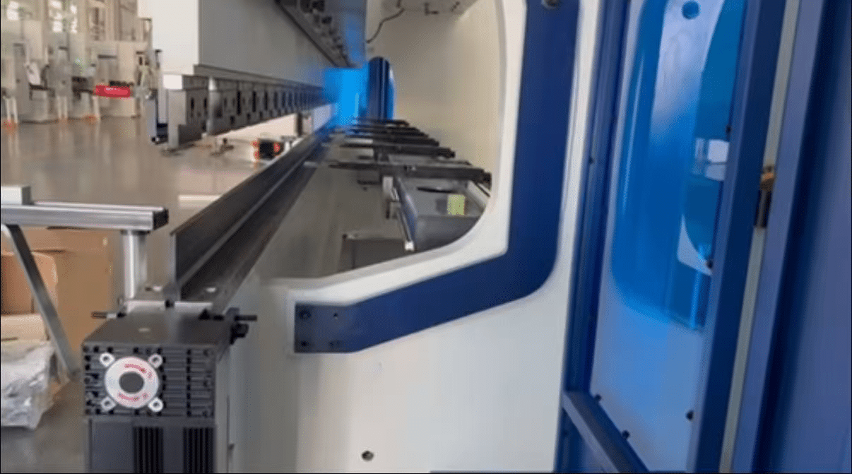 Backgauge system and axis structure of CNC press brake machine