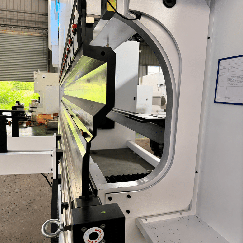 CNC press brake machine factory testing and commissioning process