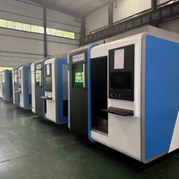 Industrial laser cutting machine for sheet metal fabrication