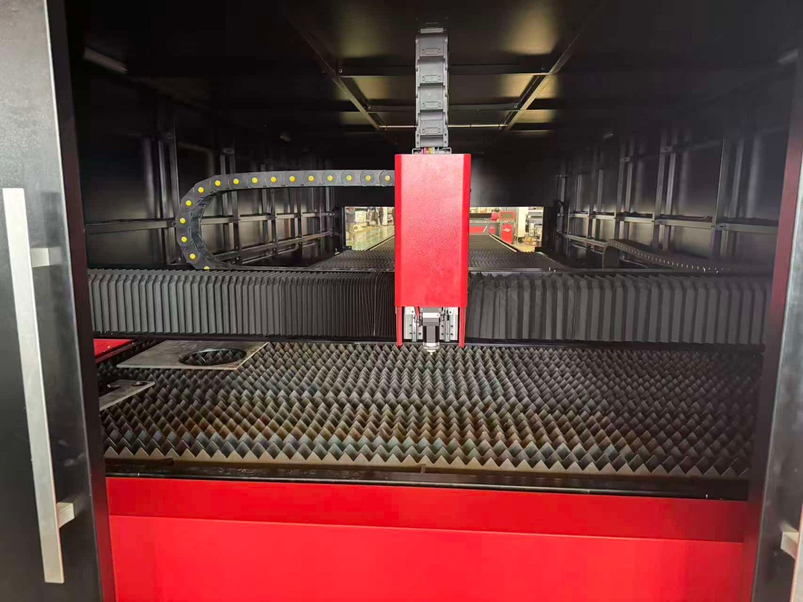 fiber laser cutting machine for sheet metal cutting